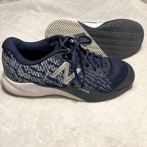New Balance Women's 996 V3 Hard Court Tennis Shoe - navy blue - Size 9.5